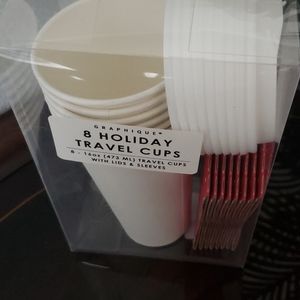 Graphique travel cups with lids and sleeves